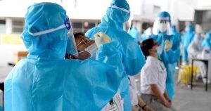Tình hình COVID-19: TP.HCM họp khẩn, Bà Rịa - Vũng Tàu 3 học sinh dương tính
